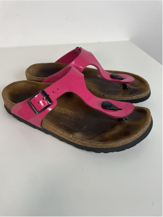 Birkenstock Shoes - Birkenstock Gizeh Sandals Womens 37 Glossy Patent Pink Leather Fuchsia Tulip
